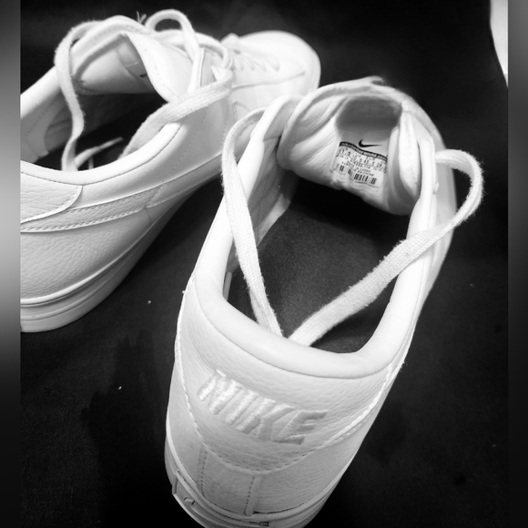 Nike classics - Picture 3 of 3